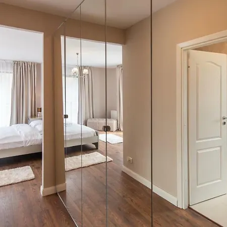 Mountain View Apartment